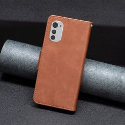 Peněženkové pouzdro Retro Lambskin hnědé – Motorola Moto E32 / E32s | Levné Kryty | Levné Kryty | Levné Kryty