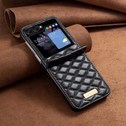 Kryt Lattice Skin case černý – Samsung Galaxy Z Flip 5 | Levné Kryty | Levné Kryty | Levné Kryty