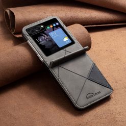 Kryt Rhombus šedý – Samsung Galaxy Z Flip 5 | Levné Kryty | Levné Kryty | Levné Kryty