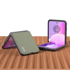 Alternative view of Kryt Abeel Carbon Fiber zelený – Motorola Razr 40