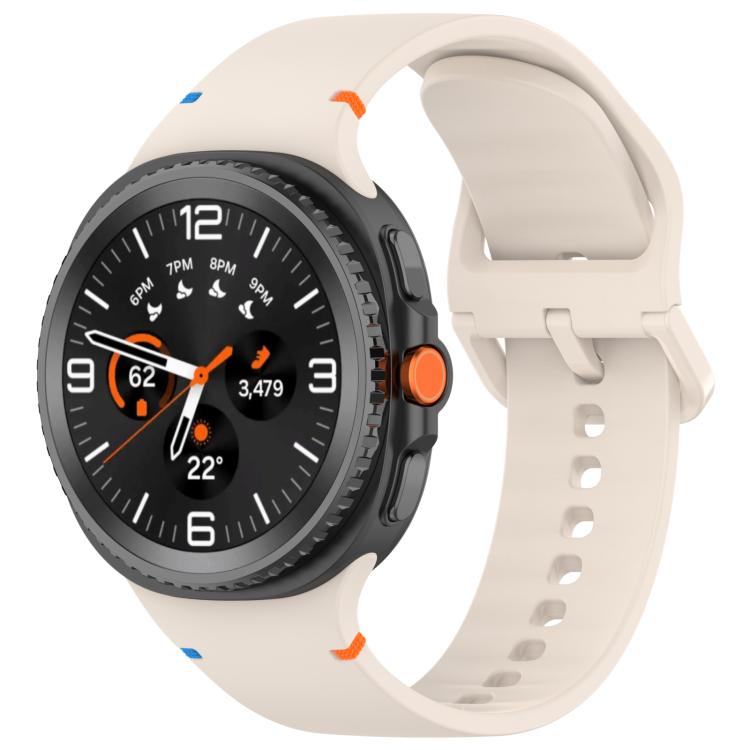 Řemínek Smooth Wristband béžový pro Samsung Galaxy Watch 8 Classic 46mm / Watch 8 44mm / Watch 8 40mm / Watch 9 44mm / Watch 9 40mm | Levné Kryty | Levné Kryty | Levné Kryty